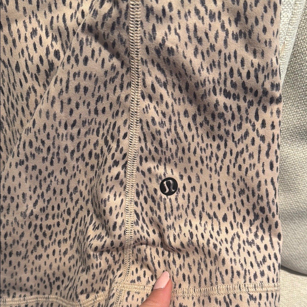 Lululemon Workout Top - Picture 3 of 4